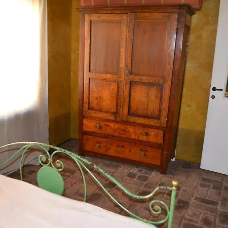 La Dimora Della Luna Giallo Apartman